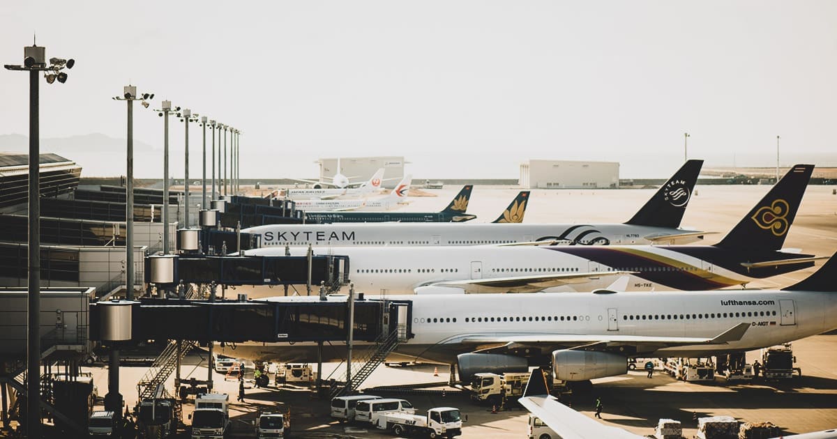 airplanes airport